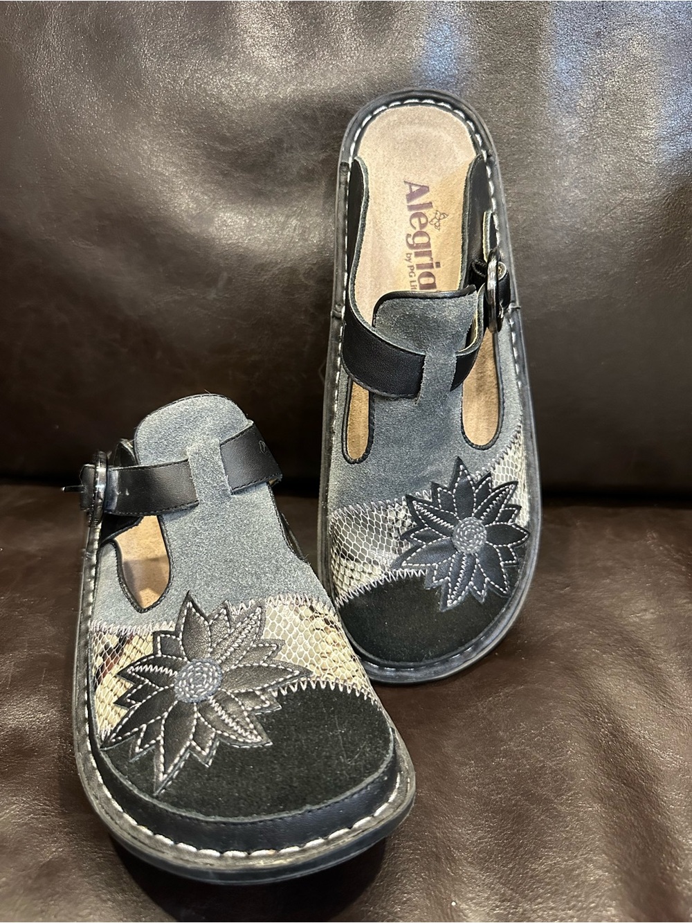 Alegria Women's Black & Grey  Floral Suede Clog US 8 EU 39